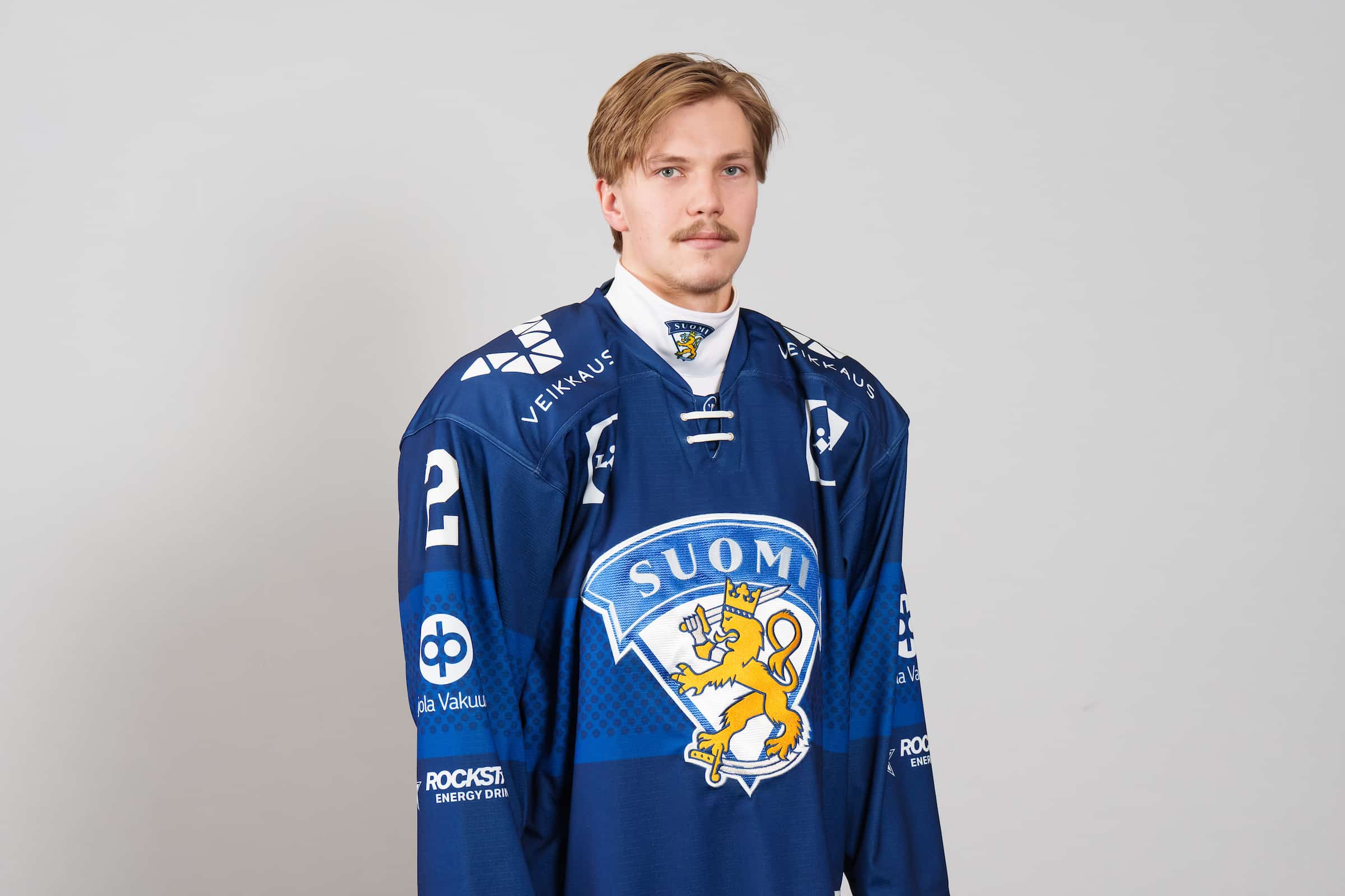 Lähteet: Leijonien pakkia viedään Sveitsistä Ruotsiin