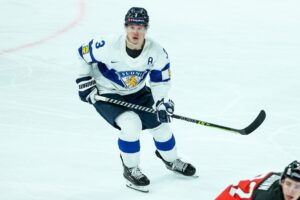 Leijonilla käsissään satumainen puolustus