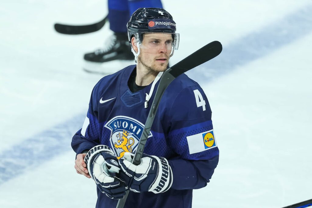 Mediatiedot: Mikko Lehtonen Leijoniin, Ruben Rafkin Tapparaan