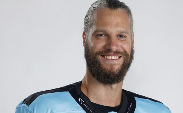 Entinen NHL-kiekkoilija jatkaa Pelicansissa