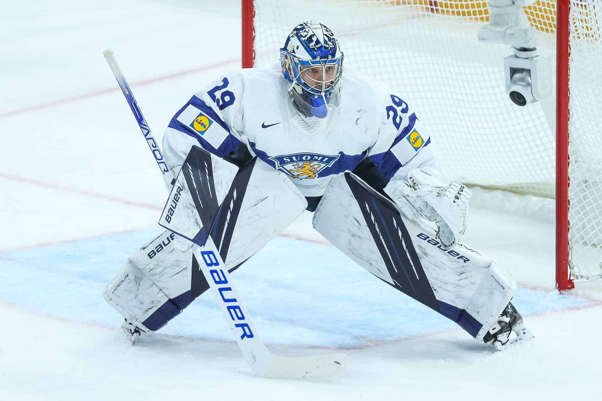 Leijonat-vahti Harri Säteri katsomon puolelle – tässä on kokoonpano illan Tanska-peliin!