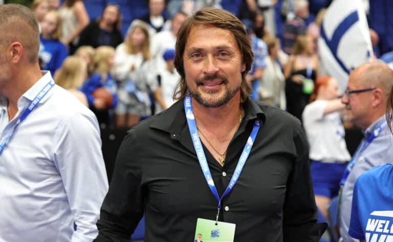 Näin Janne Puhakka kommentoi viime talvena Teemu Selänteen kohupäivitystä