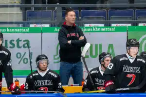 JYPissä viime kesänä potkittu päävalmentaja sai vihdoin uusia töitä