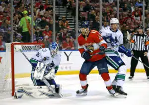 Vancouver Canucks nappasi tähtensä takaisin – Alexander Edlerille tärkeä tehtävä