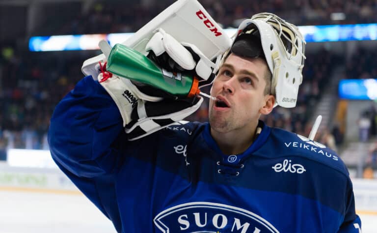 Suomalainen entinen NHL-maalivahti huhupuheissa Ruotsiin