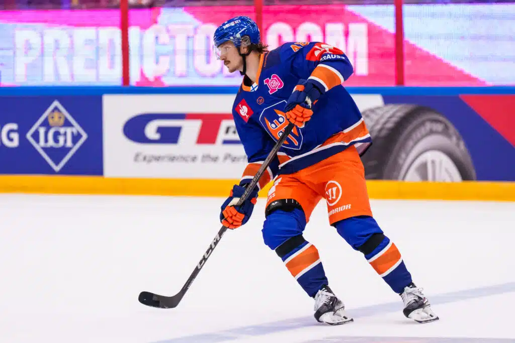 Suomalaispelaajan sopimus revittiin – Entiseltä työnantajalta kuittailua