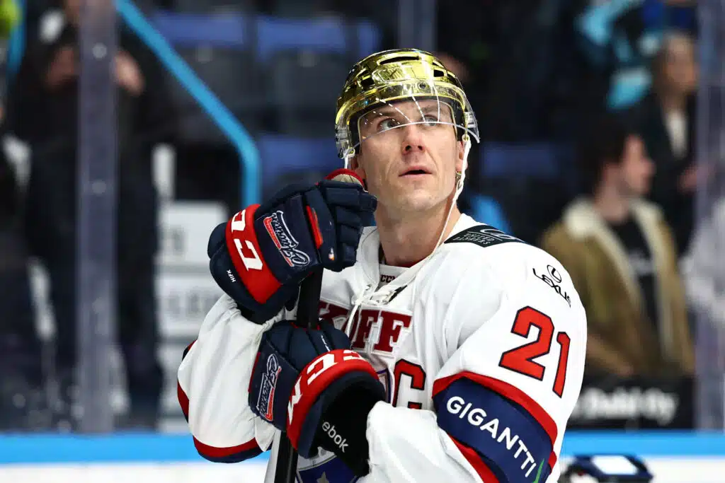 Jori Lehterä ei lähtenytkään baariinsa – HIFK jäi ilman ilmaisia oluita