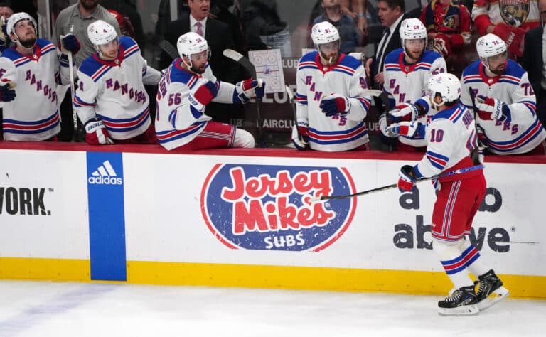 New York Rangersin supertähtien treidihuhut käyvät kuumana – myös Kaapo Kakko liipasimella