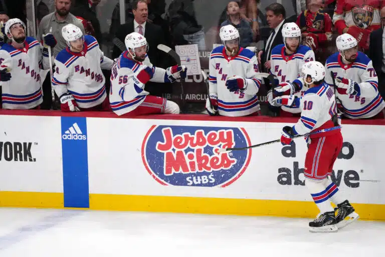 New York Rangersin supertähtien treidihuhut käyvät kuumana – myös Kaapo Kakko liipasimella