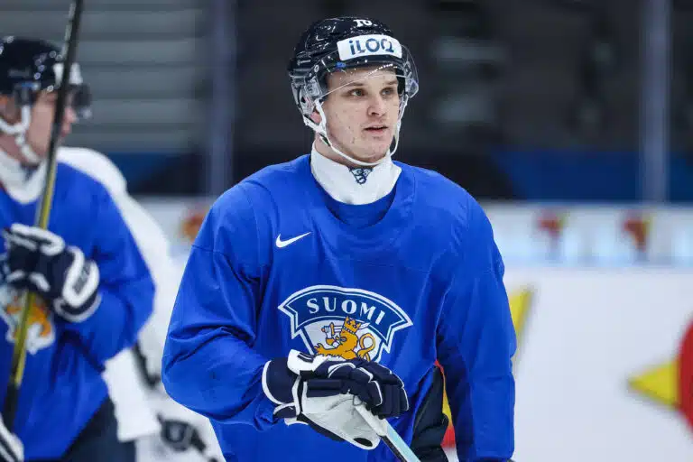 Nuorten Leijonien MM-pelaajalle kurja takaisku