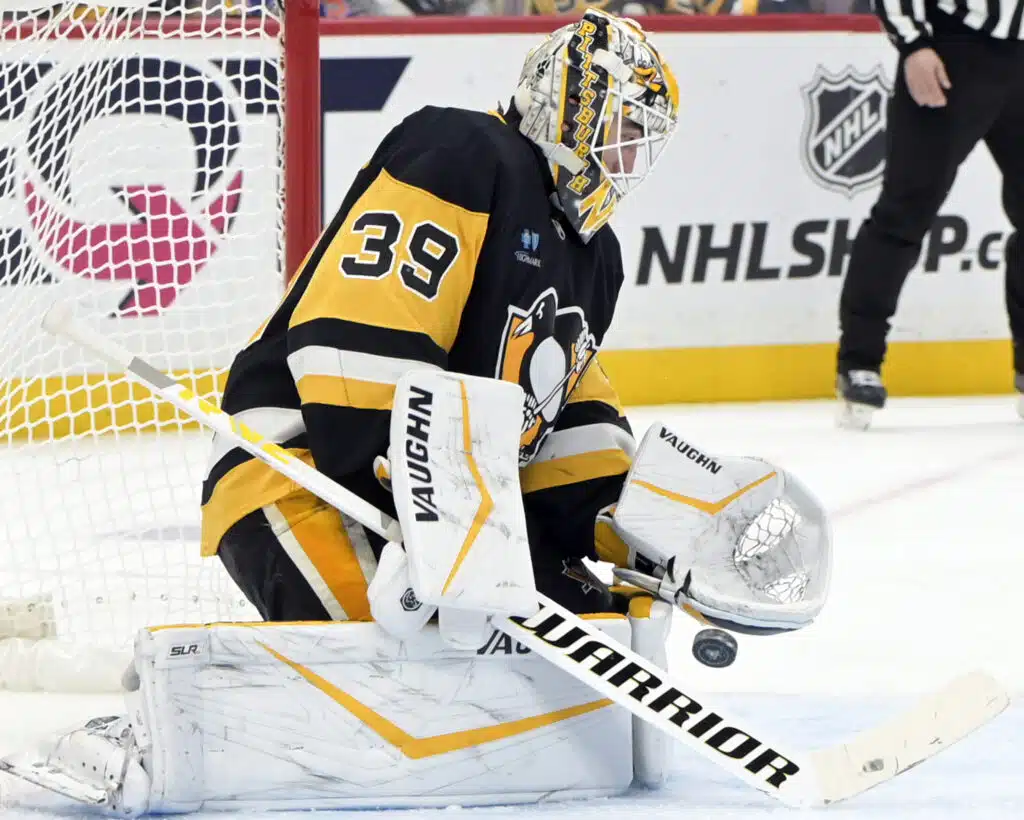 Kokenut maalivahti vaihtaa maisemaa – NHL:n heittopussilta hyvä kiinnitys