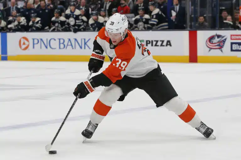 Arttu Wiskari Venäjän NHL-nuorukaisesta – ”Karmaisevan näköistä”