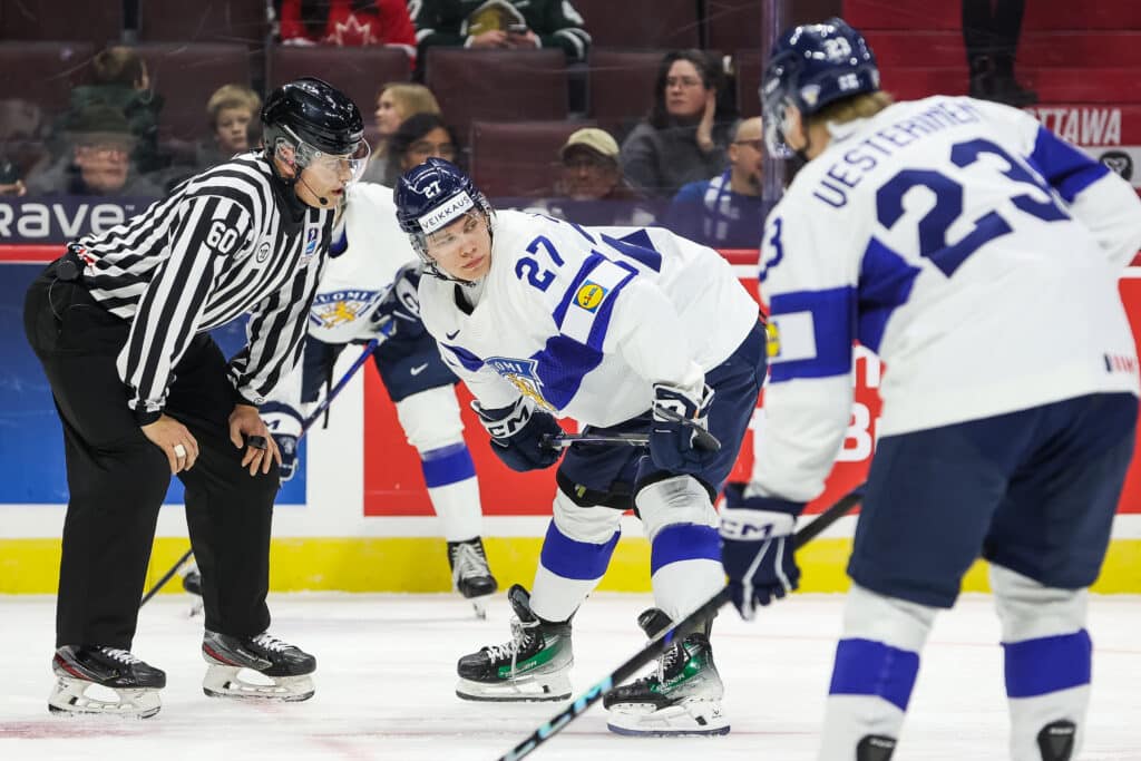 Nuorille Leijonille katkeraa kalkkia – jäätävä lätkänimi Stiga vei kullan USA:lle