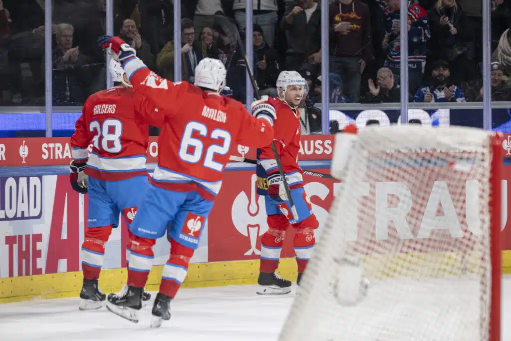 Kultaleijonat juhlivat Sveitsin mestaruutta