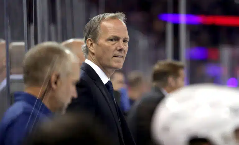 Karmivalle putkelle NHL:ssä päätös – päävalmentaja ei jäänyt sanattomaksi