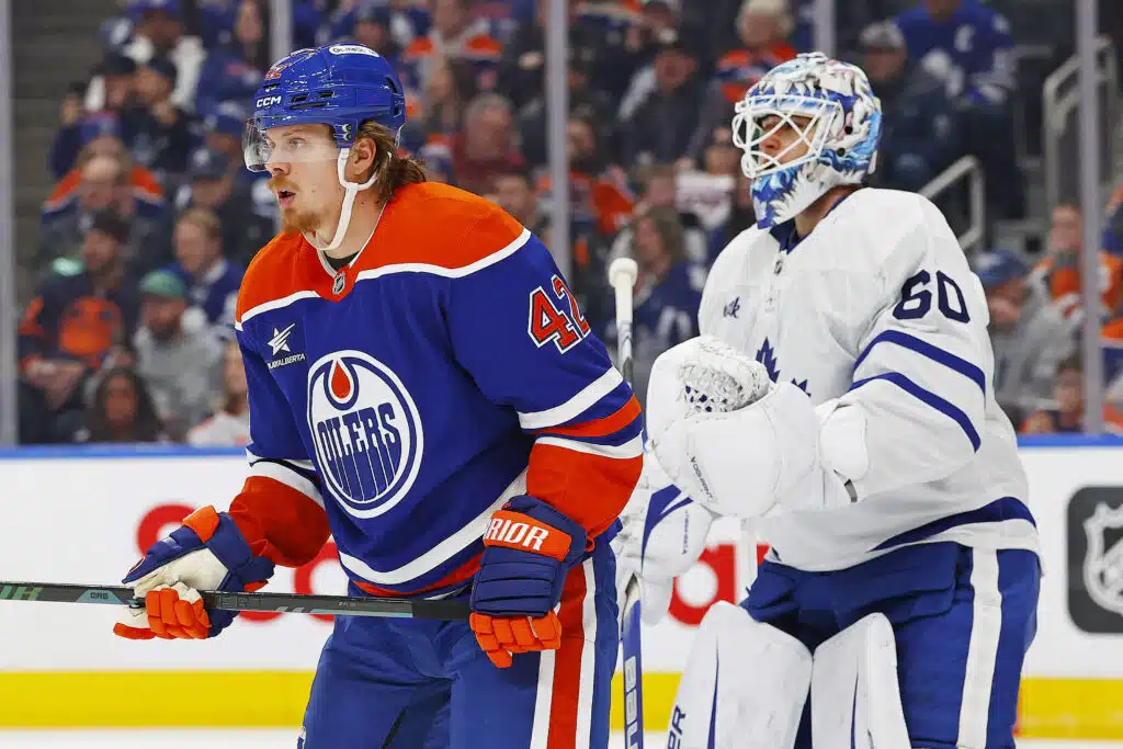 NHL: Kasperi Kapanen löi nimensä vuoden mittaiseen sopimukseen