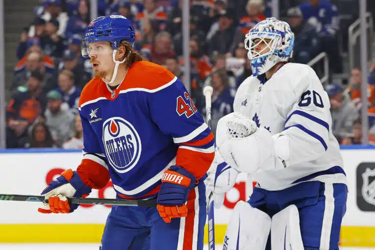 NHL: Kasperi Kapanen löi nimensä vuoden mittaiseen sopimukseen