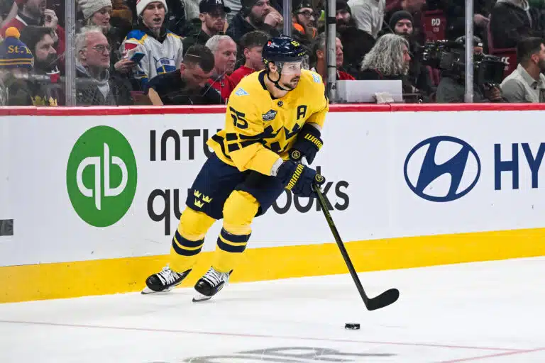 Erik Karlsson lähtökuopissa Pittsburghista