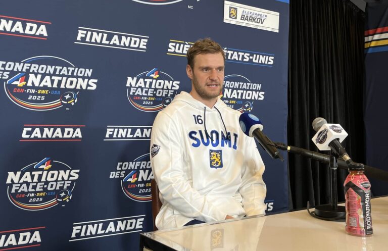 Näkökulma: Aleksander Barkovia odotellaan Tukholmaan