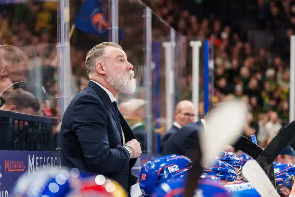 Kovia siirtoja: Rikard Grönborg Tre Kronoriin – Kari Jalonen Tapparaan