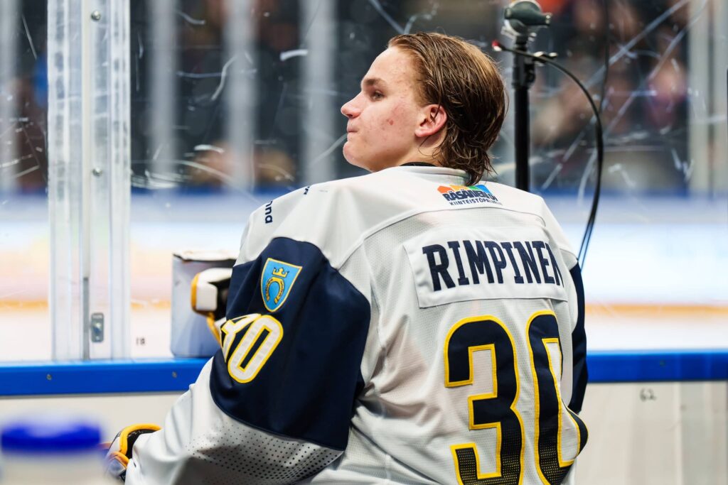 Liigassa nähtiin murskajaisia – Espoossa ”möhlittiin homma”