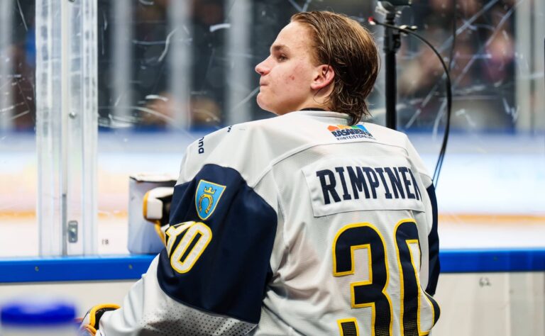 Liigassa nähtiin murskajaisia – Espoossa ”möhlittiin homma”