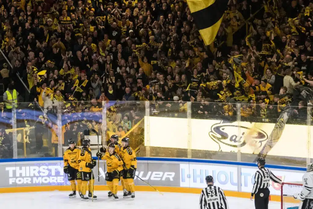 SaiPa ja Tappara jatkoon hurjan draaman päätteeksi