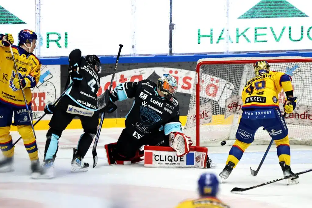 Järkyttävät lukemat – Jukurit pieksi Pelicansin kunnolla