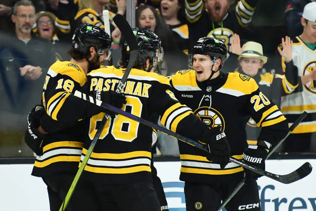Boston Bruins vedenjakajalla – kovien päätösten aika?