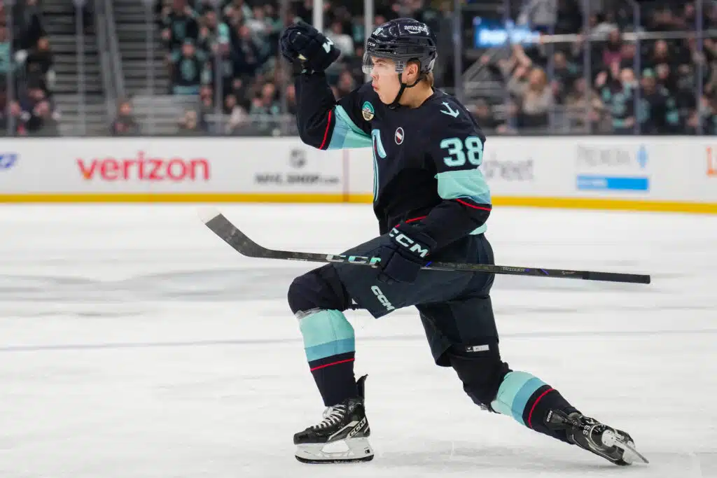 Jani Nyman komeassa NHL-läpimurrossa – murskasi Edmontonia