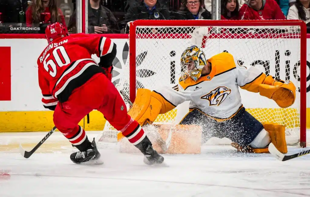 Carolina Hurricanesin luottomies sai jatkoa