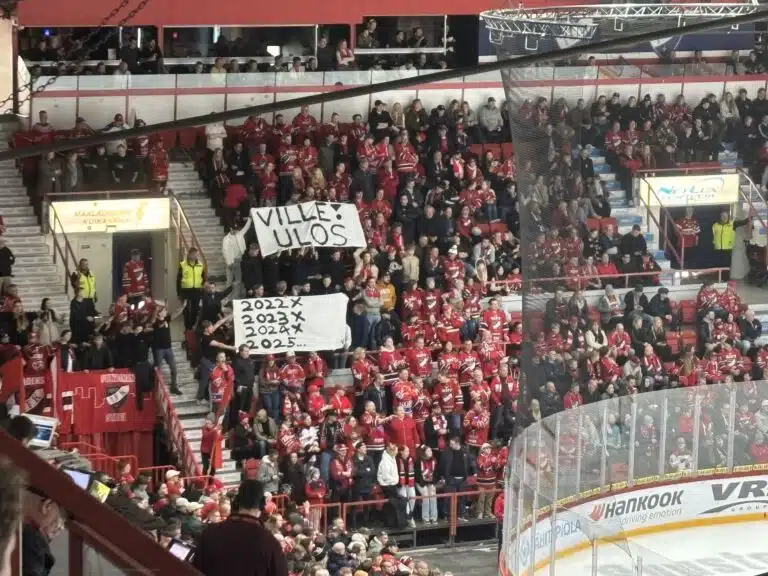 ”Ville ulos” – Ville Peltonen otti kantaa fanien mielipiteeseen