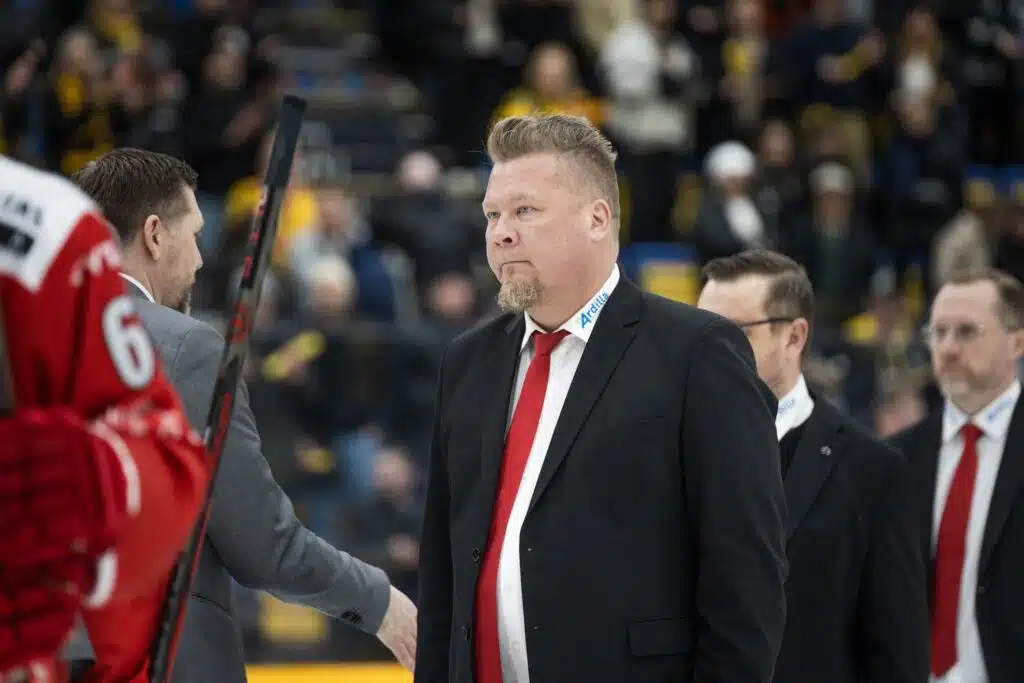 SK: Jarno Pikkarainen jatkaa Ässien päävalmentajana