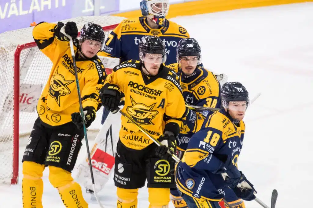 Lukko tasoitti SaiPa-sarjan