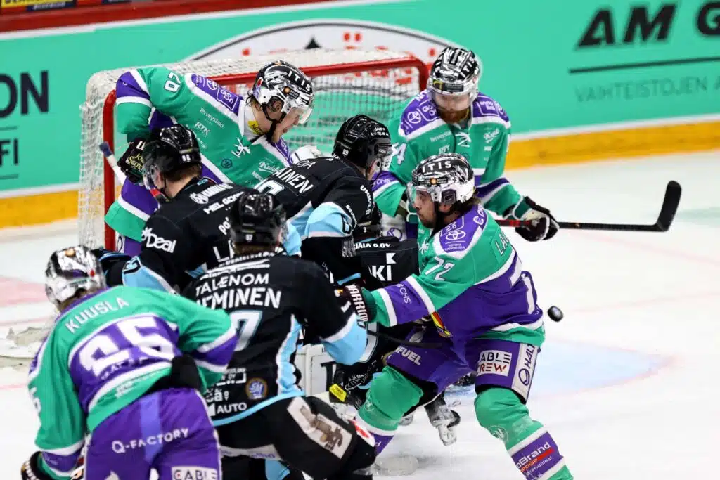 Näkökulma: Jokereille melkoinen ”pillipiiparifarssi”