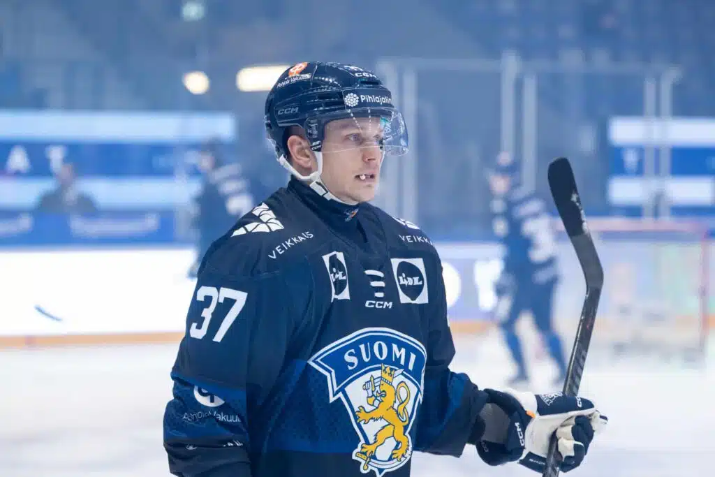 Haastattelu: Den Glider In on Atro Leppäselle tuttu biisi