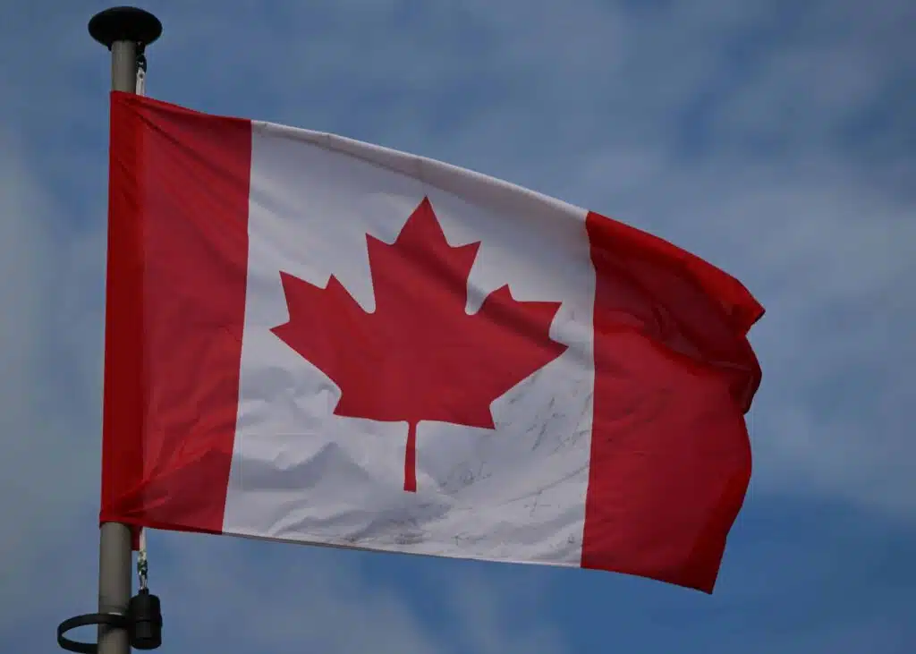 NHL:n ex-pelaaja kuoli – edusti Kanadaa Suomessa Gretzkyn kanssa