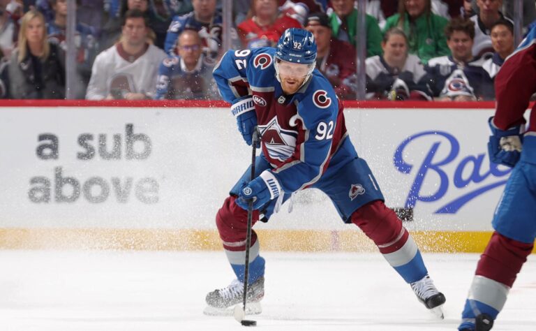 NHL:ssä nähtiin uskomaton paluu