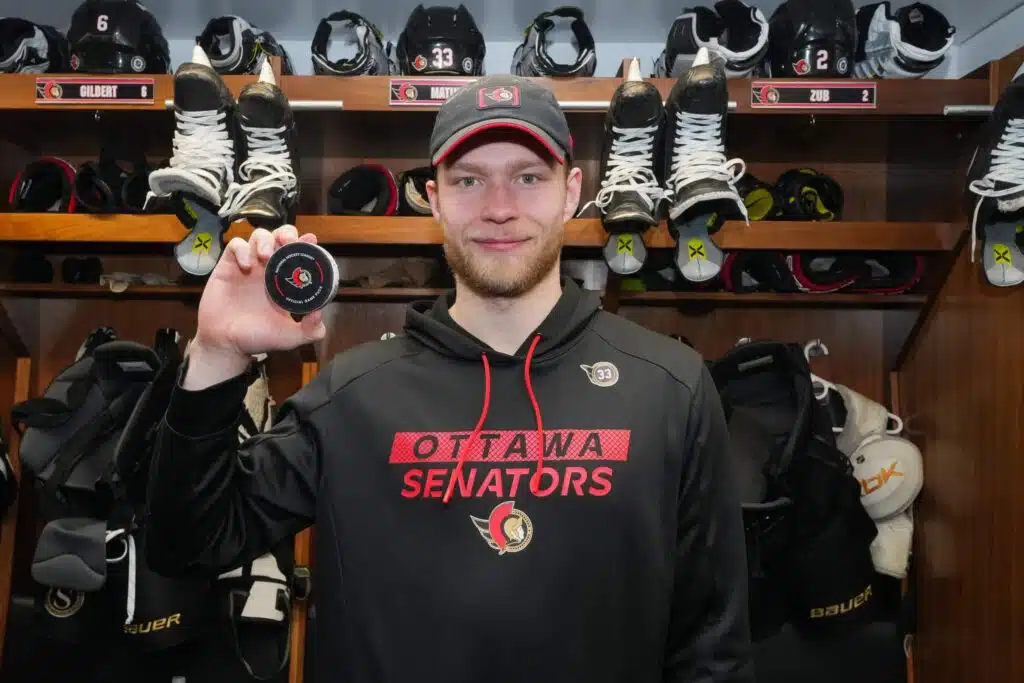 Suomalaispelaajalle avausmaali NHL:ssä – ihmetteli asiaa