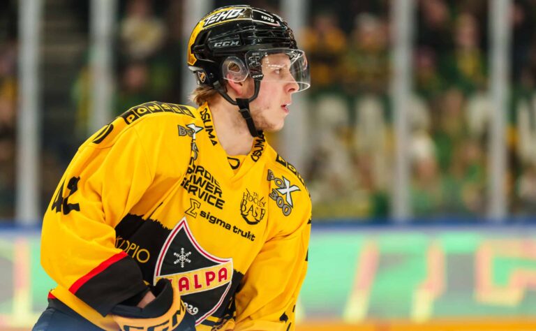 Konsta Kapanen teki sen mihin isä Sami Kapanen ei kyennyt