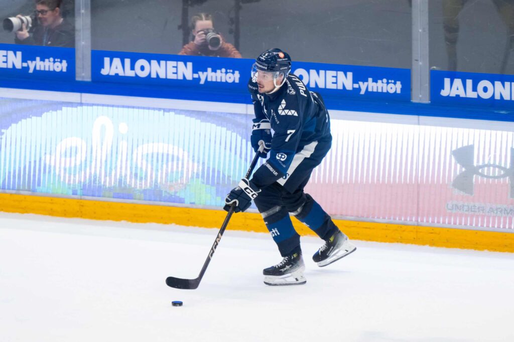 Djurgården hankki suomalaisjätin