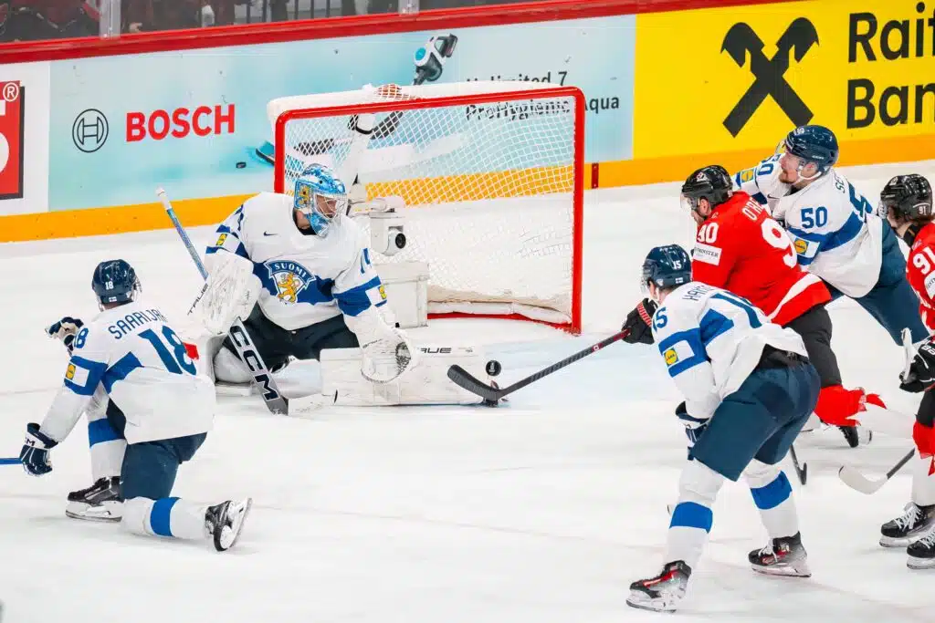 Näkökulma: Kanadan NHL-tähtiä otti pannuun ja paljon