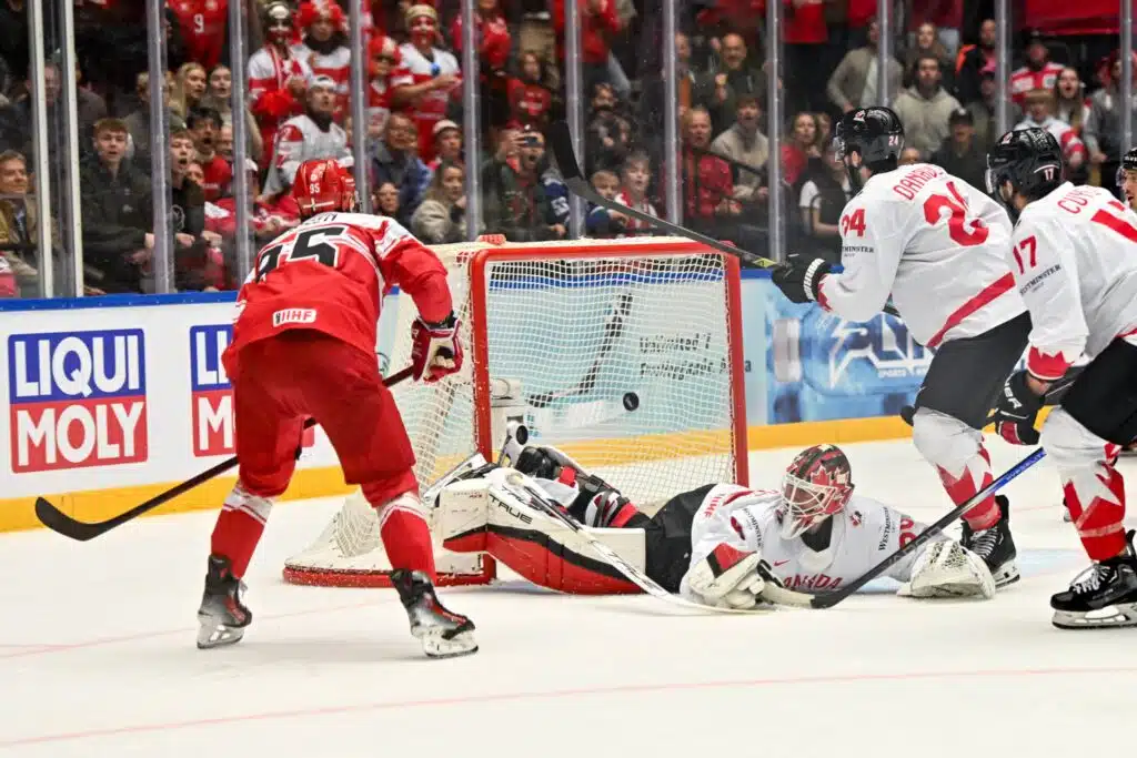 Näkökulma: Kanadan historian noloin tappio lakaistaan maton alle