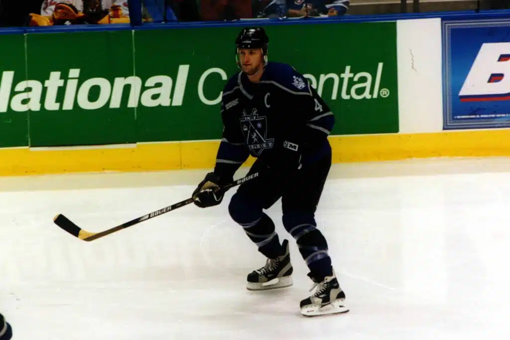 Los Angeles antoi Rob Blakelle lähtöpassit