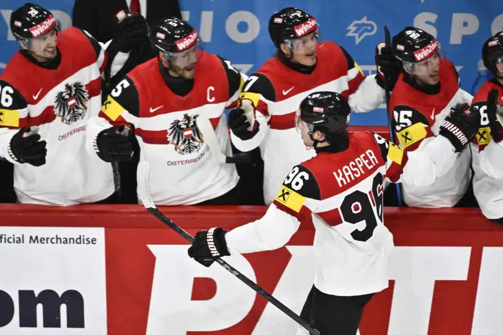 Näkökulma: Suomessa puhutaan jääkiekon lilliputeista – totuutta ei ehkä tajuta