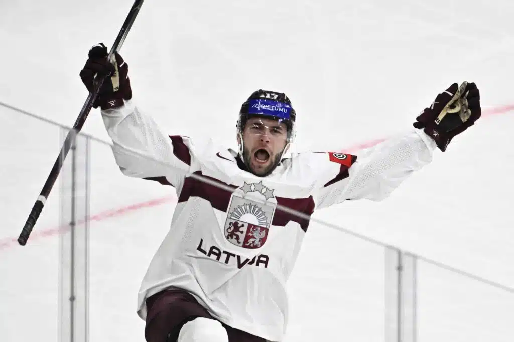 Ranskan pelaaja mokaili – Latvia kiitti