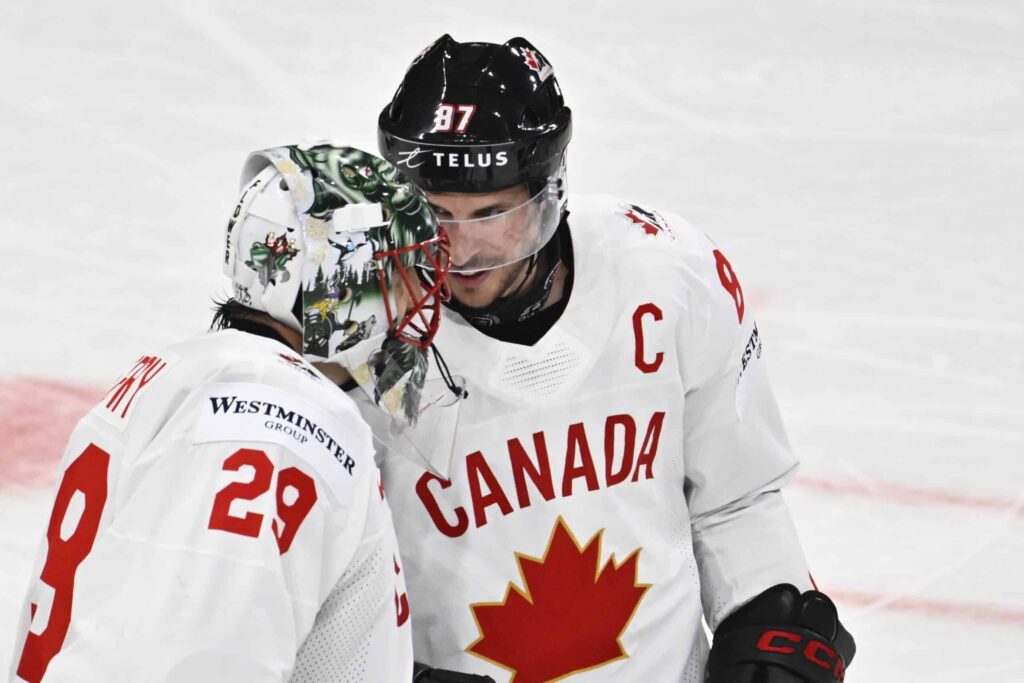 Sidney Crosby kommentoi KiekkoUutisille Kanadan haasteita