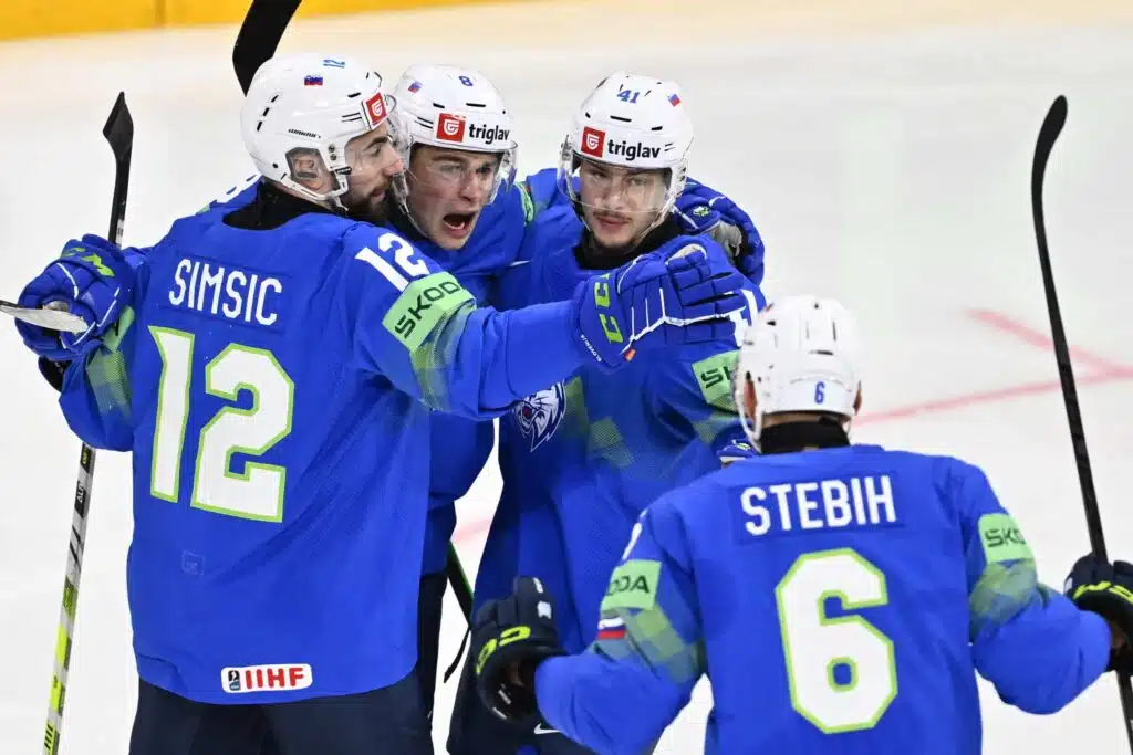 Näkökulma: Nyt sitä saa, nyt sitä saa – Leijonille mahan täydeltä pakkopullaa