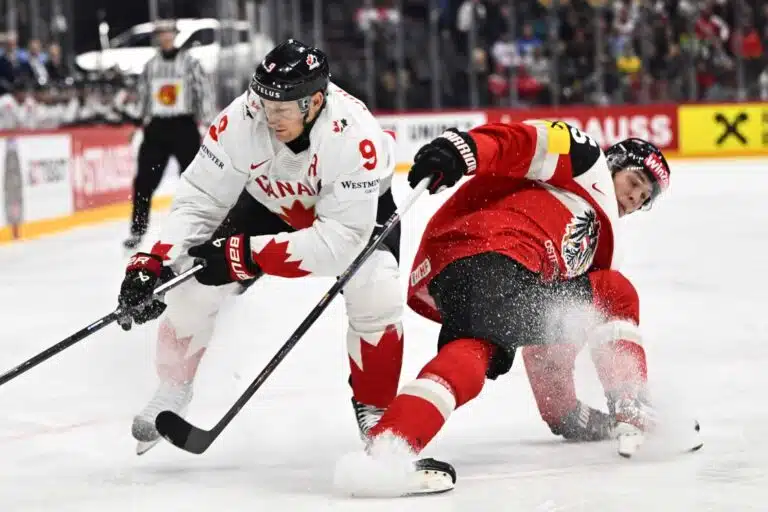 Nathan MacKinnonia ei lomailu olympialaisissa kiinnosta