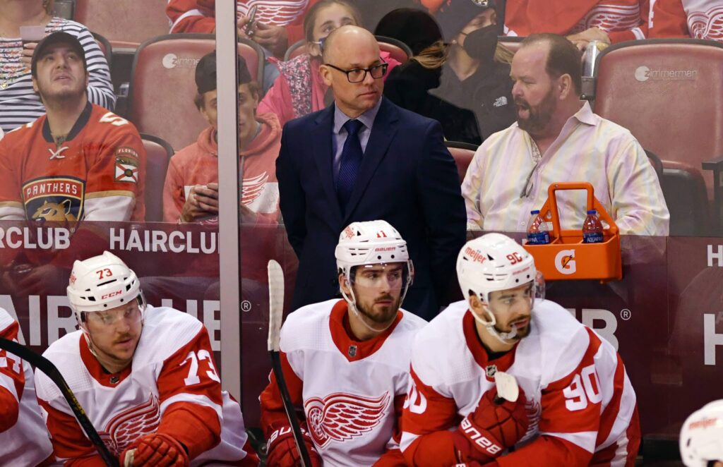 Uusille teille – NHL-seura kiinnitti jo kerran epäonnistuneen valmentajan